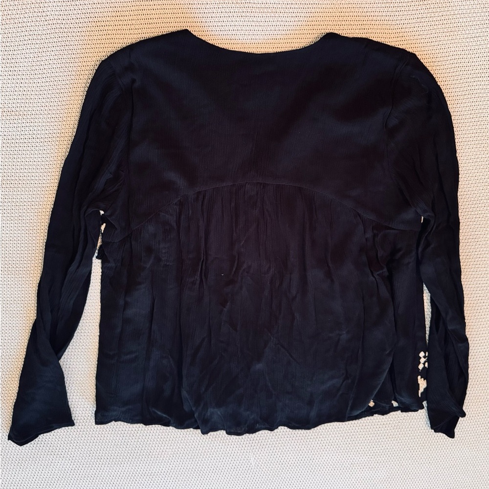 MOSSIMO Bohemian Long Sleeve Black Peasant Blouse Top w White Embroidery - Picture 8 of 11
